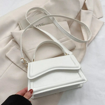 Trendy Crossbody Bag – Perfect for Casual or Formal Looks